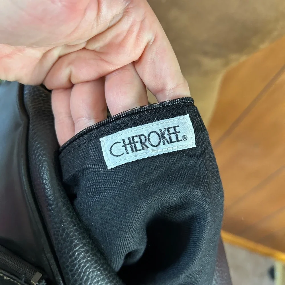 Vintage Cherokee Black Pebbled Faux Leather Sling‎ Backpack Crossbody Bag